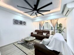Blk 648 Woodlands Ring Road (Woodlands), HDB Executive #531170681